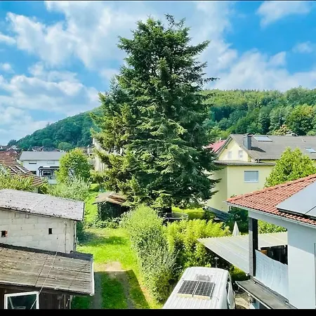 Gemuetliches Rum i privatbostad *